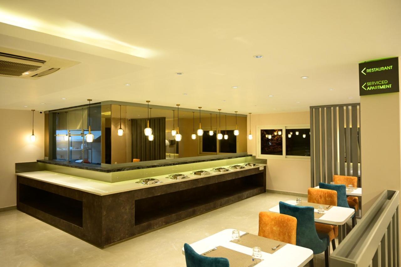 Sterling Keys By Tgi Hotell Bangalore Exteriör bild
