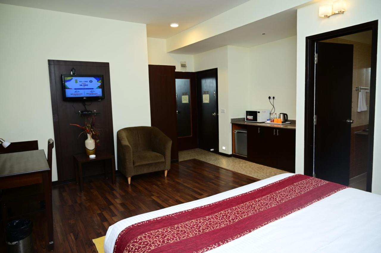 Sterling Keys By Tgi Hotell Bangalore Exteriör bild