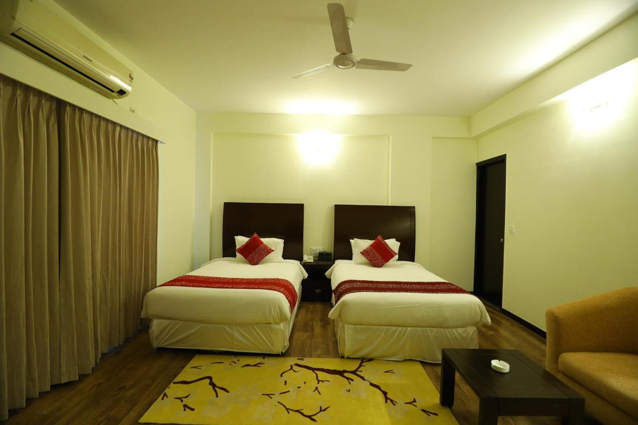 Sterling Keys By Tgi Hotell Bangalore Exteriör bild